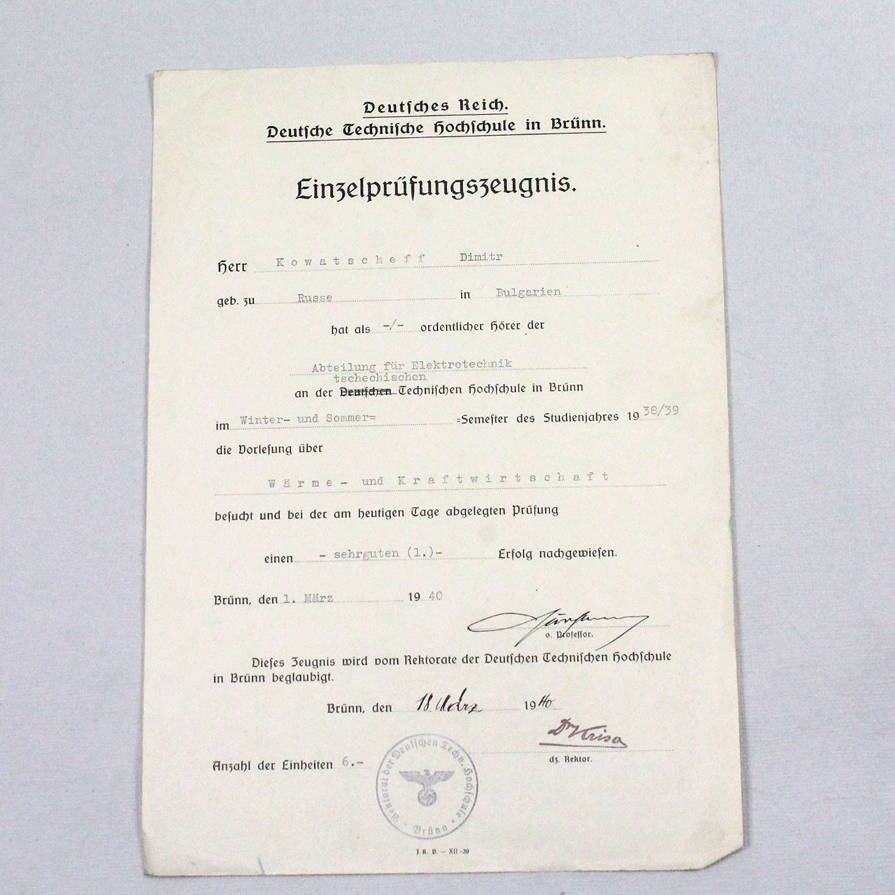 Certificado Alemán de estudios técnicos impartidos en Ruso y concedido a un ciudadano Búlgaro en la ciudad Alemana de Brünn en 1940 64