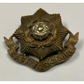 DISTINTIVO PARA GORRA BRITÁNICA East Yorkshire Regiment
