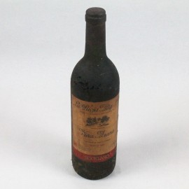 Antigua botella de vino de Rioja para coleccionismo Viña Arana sexto año La Rioja Alta SA cosecha 1973